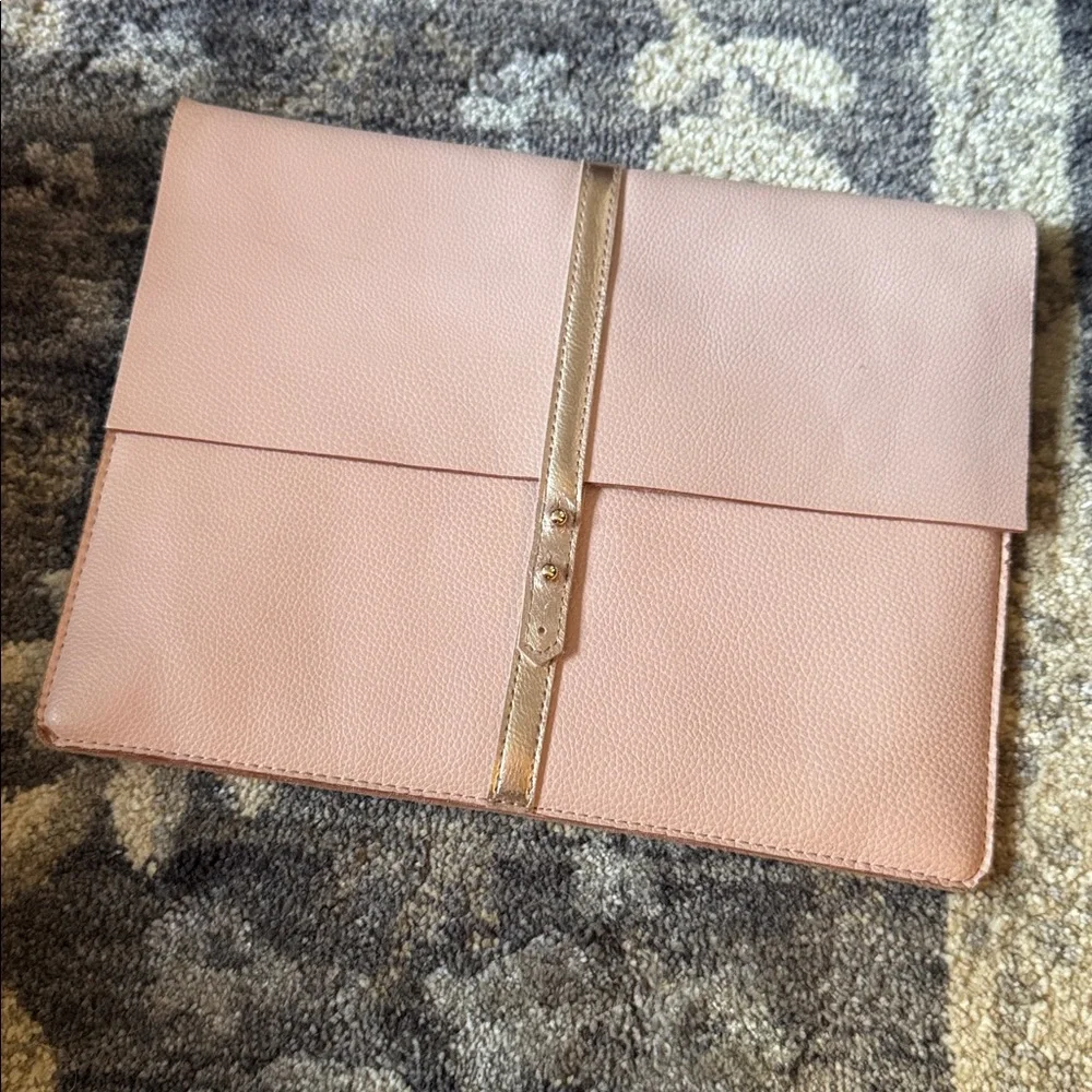 Chic Pink Fifth City Faux Leather Folio Bag with Rose Gold Accents